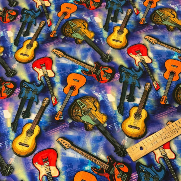Kilpinis trikotažas "Gitaros"