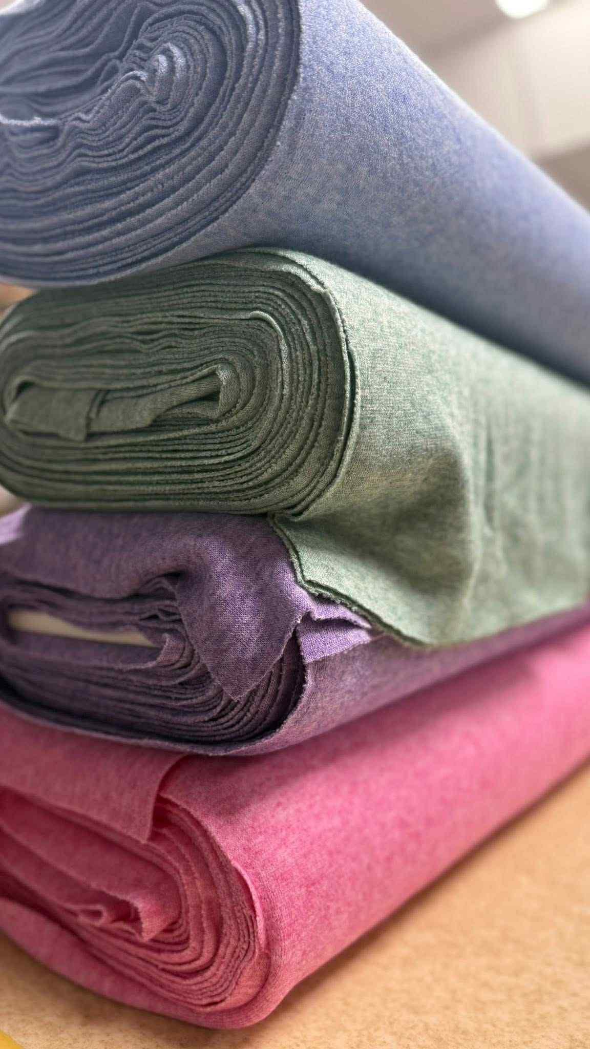 Megztas melange audinys MĖLYNAS