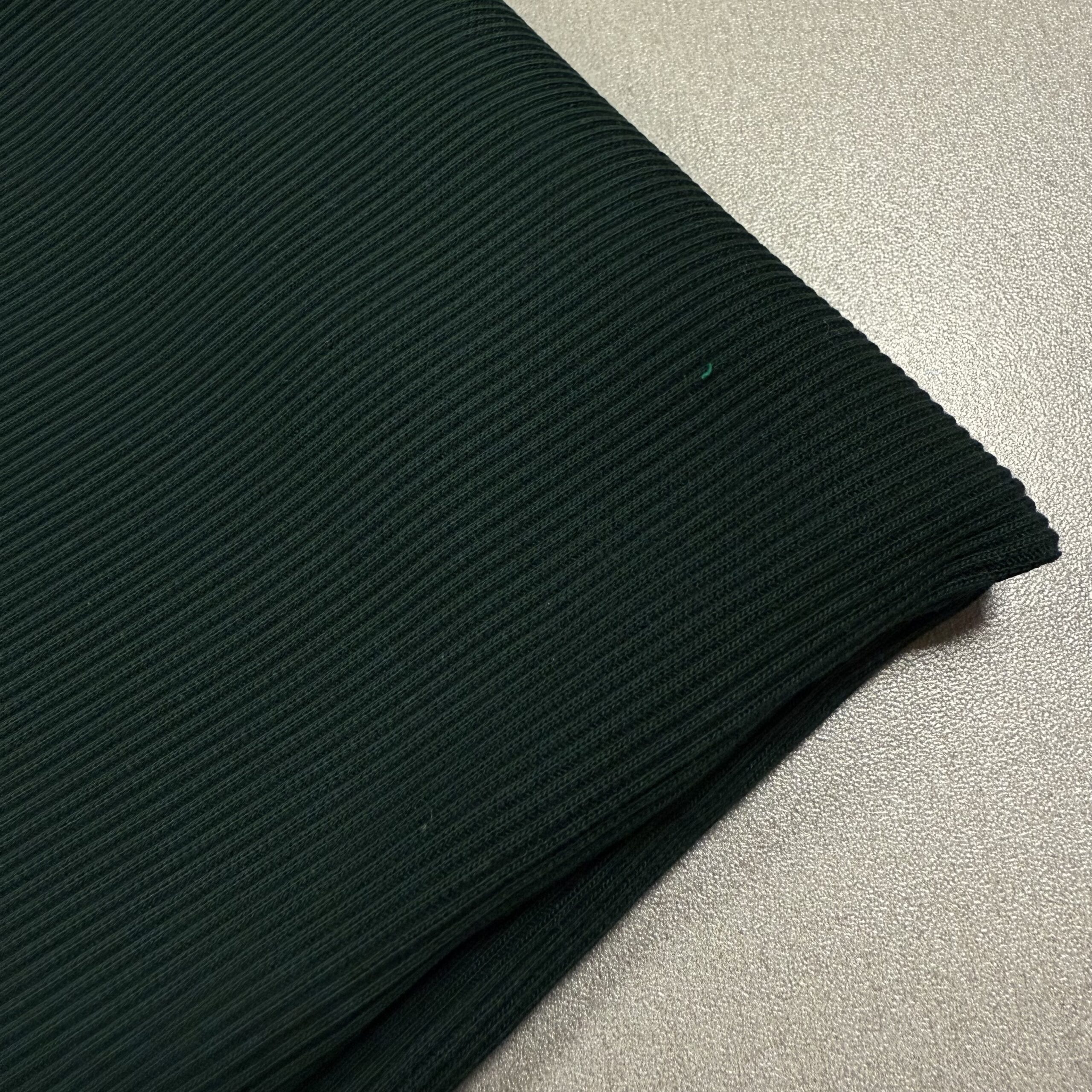 Kilpinis trikotažas "Tamsiai žalia”