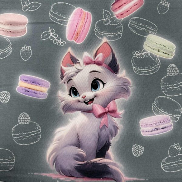 Kilpinis trikotažas "Kačiukas su sausainiais"