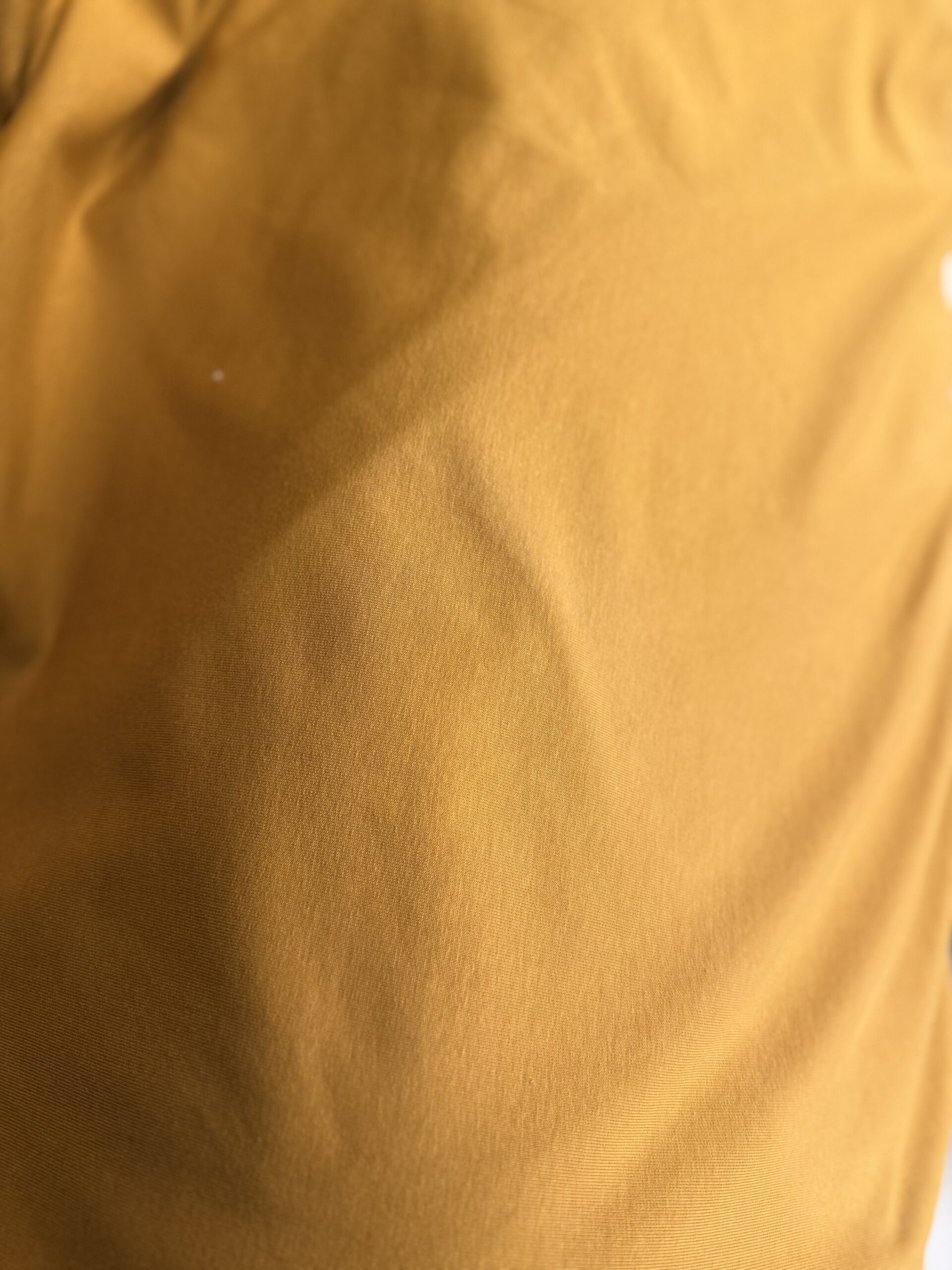 Kilpinis trikotažas "Karamelinė”